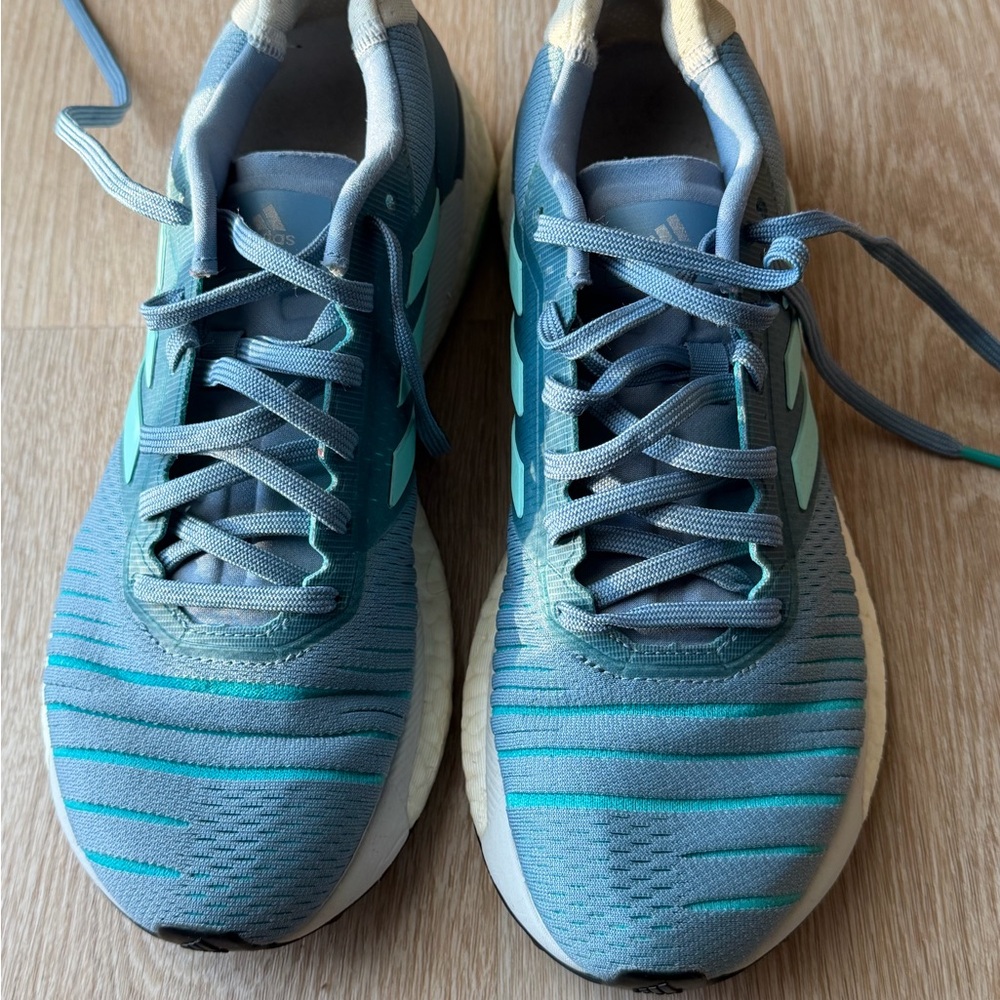 adidas Women's Athletic Sneakers in Light Blue with Aqua Highlights